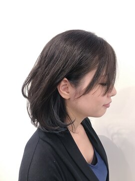 ナイン(9) ◆グレージュインナーカラー