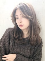 アイティー バイ アルバム 中野店(IT by ALBUM)&nbsp;ナチュラルレイヤー巻き_オリーブカラーハイライトカラー_57037