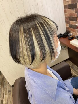 ヘアー リードレス(hair Re:dress) インナーハイトーンカラーポイントブリーチ×黒髪暗髪