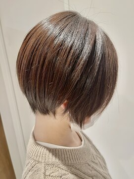 ユーリ(JUURI) サラサラまとまるショートボブ