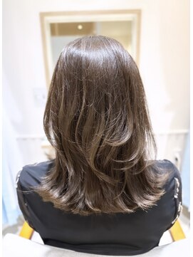 アコバイネオリーブ(aco by Neolive) レイヤーカット×オリーブグレージュ