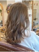 レガロ☆ハイライト入り脱白髪染カラーのロングレイヤー☆