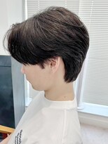 ネオリーブ クーロ メゾン 横浜(Neolive curro Maison)&nbsp;韓国センターパート×カルマ風毛流れニュアンスパーマ[メンズ]