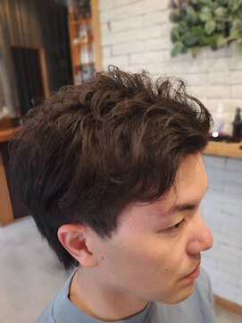 バルビエーレ アーディ(Barbier Adi) メンズパーマ