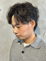 ニアウ 高崎店(Niau)&nbsp;フェザーパーマウルフメンズセンターパートショート群馬高崎眉毛