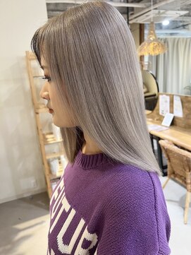 ココテラス(coco terrace) シルバーカラー/ダブルブリーチ/ケアブリーチ/髪質改善