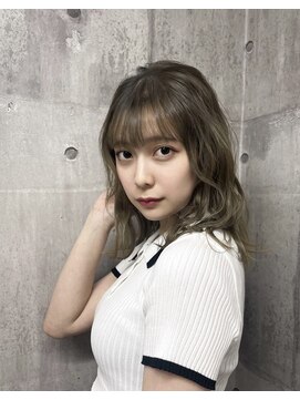 ピリオド 赤坂(Period.) グレージュゆる巻ヘアー