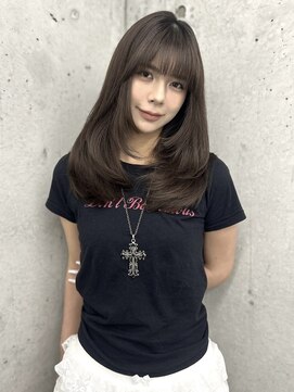 アイシー 表参道(ICY) ワンカールで決まるミディアムレイヤー&ミルクティーカラー