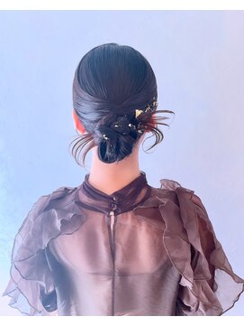 タクミ(Takumi) カチモリタイトシニヨン