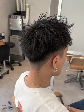 ジーナ 天神(Zina) 【Zina】メンズ/韓国/センターパート/縮毛矯正/福岡/天神/大名