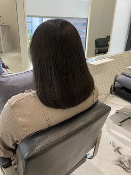 ヌーヴェル(nouvelle) ミディアムボブ