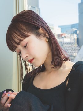 ロウ 銀座(RAW) 顔周りカット　くびれボブ　ショートカット