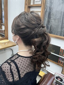 リッカ(RICCA) ミドルハイポニーアレンジ/ココアベージュ 20代 30代　I-1120