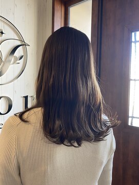 イコウヘアデザイン(icou hair design) オリーブベージュ