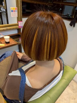 ネウィサリュー 立川(newi saLyu) *ショート*ボブ*ブリーチ*インナーカラー*アンブレラカラー