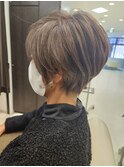 大人ショート×明るい白髪染め