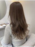 ミルクティーベージュ