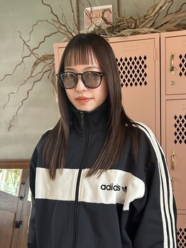 オイルストレートが大人気サロン！注目技術を沖縄では本店と支店で体験できます！ツヤ髪と柔らかい質感へ☆