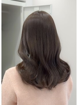 ハッチ(HACCH) 韓国風レイヤーカットブリーチダブルカラー前髪