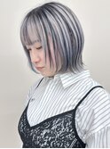 *レイヤーボブインナーカラーホワイトベージュミディアムボブ