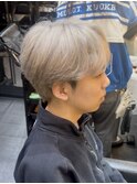 【ホワイトブロンド】横顔も綺麗に魅せる◇骨格補正マッシュ