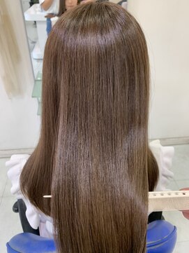 プラウド 夏カラー☆グレーアッシュ+カラーエステ