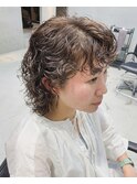 ウルフ　ミディアム　くるくる　耳掛け　アレンジ　ショート