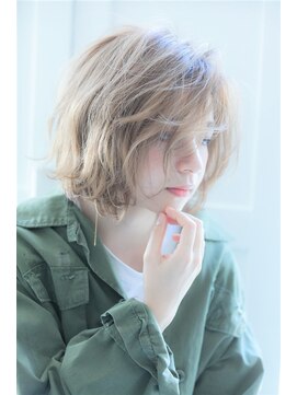 チャトラ(CHATRA) くびれボブベージュ　フォギーベージュ　池袋