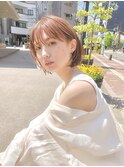 耳かけレイヤーボブ フェザーバング くすみベージュ