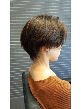 グランエクラ バイフルショウ(GRAND ECLAT by FURUSHO) メンズライクな大人のおしゃれハンサムショート