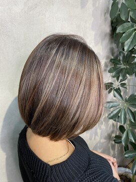 フィーネ 柏(Fi-Ne) ハイライトボブスタイル