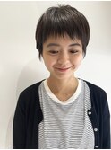 タイトシルエット耳かけショート☆オン眉短め前髪ダークアッシュ