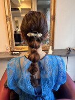結婚式お呼ばれアレンジ　ヘアアレンジ　編みおろし　ヘアセット