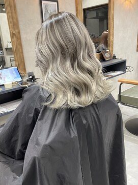 サニー 渋谷(SUNNY) バレイヤージュ、ハイライト、ショコラアッシュ、グレージュ