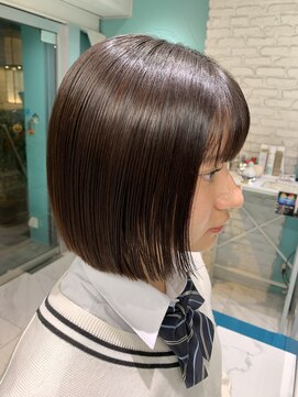 リーホリエ(Lee Horie) 【mio】ぷっつりボブ×髪質改善トリートメント♪