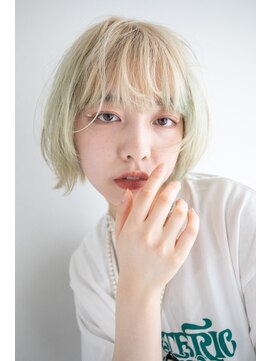 ラパンセベージュ(LA PENSEE BEIGE) レイヤーボブスタイル