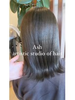 アッシュ アーティスティック スタジオ オブ ヘア(Ash artistic studio of hair) 深めのオリーブグレージュ