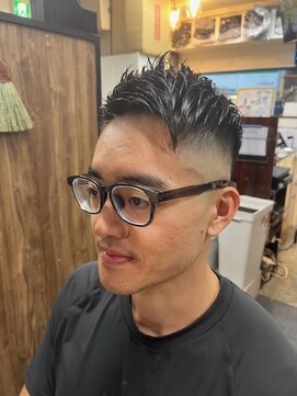 キングマンバーバー 田町店(KING MAN BARBER) スキンフェードスタイル