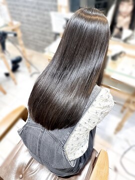 プラグ バイ ネオリーブ(plug by neolive) 似合わせカット×髪質改善[髪質改善/縮毛矯正/韓国]韓国K