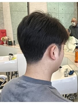 ブリーズ(Breeze) 爽やかソフトマッシュ韓流ナチュラル×黒髪 フェザーショート