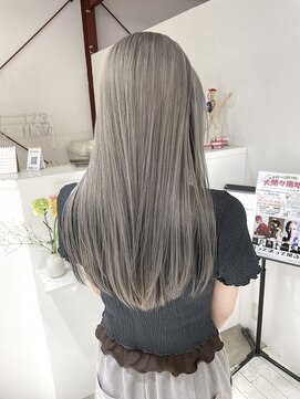 ブリックマウントヘアメイク(Blic mt hair make) スペースシルバーロング