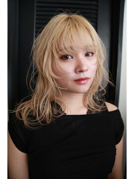 ダンボ(DUMBO) 【yosuke】ブランドヘア/ブリーチカラー