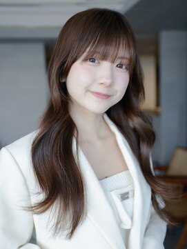 アルバム 新宿(ALBUM SHINJUKU) ロングおくれ毛顔周りレイヤー韓国ヘア_F30927