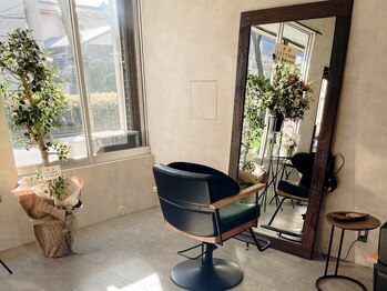 リアン(lien)の写真/20代から圧倒的支持★アットホームなリラックス空間で叶う、ダメージレスな「うる艶ハイトーン」♪