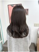 オリーブベージュ