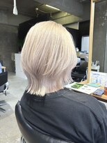 シード 成増 下赤塚店(ced.)&nbsp;夏にオススメ！ケアブリーチダブルカラーホワイトベージュ