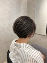 トキ(toki)&nbsp;前下がりショート×暗髪カラー