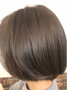 フロー 東中野(Flow)の写真/お悩みを是非お聞かせ下さい！頭皮に優しいこだわりのダメージレス施術で、艶と潤いのある美髪へ導きます。
