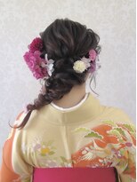 ビューティーサロン コマ(koma)&nbsp;卒業式☆サイド編みおろしヘアセット