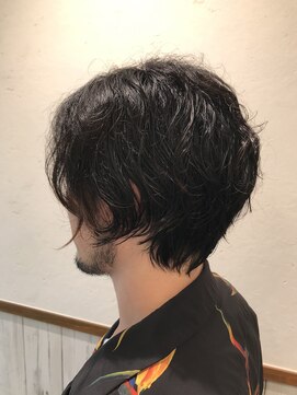 アドゥーノ(adn) アラサーおしゃれメンズ×ゆるウェーブ